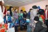 Жетим балдарга белектер тартууланды