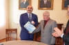 KTMÜ Rektörüne Madalya Takdimi