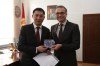 Министру Жаманкулову был представлен CD с проектом