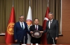 Macaristan Büyükelçisi Manas’ta