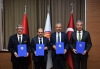 Binali Yıldırım ve Mustafa Kemal Üniversitesi Rektörleri Manas’ta