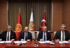 Binali Yıldırım ve Mustafa Kemal Üniversitesi Rektörleri Manas’ta